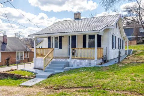111 Swigert Ave, Frankfort, KY 40601