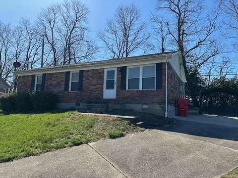 136 Brooks St, Cynthiana, KY 41031