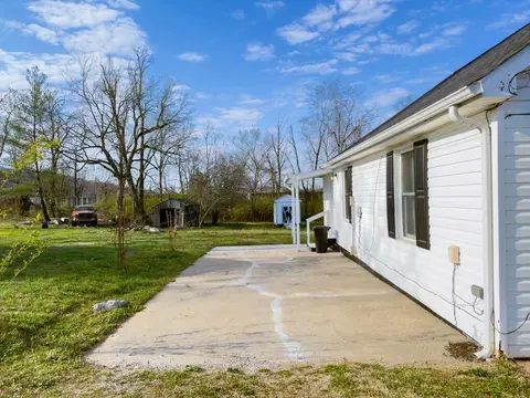 77 Poplar Ave, Burnside, KY 42519 photo 5