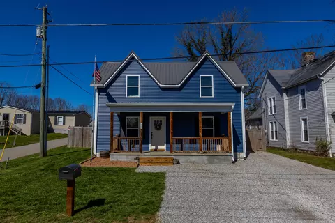 225 W Court St, Harrodsburg, KY 40330