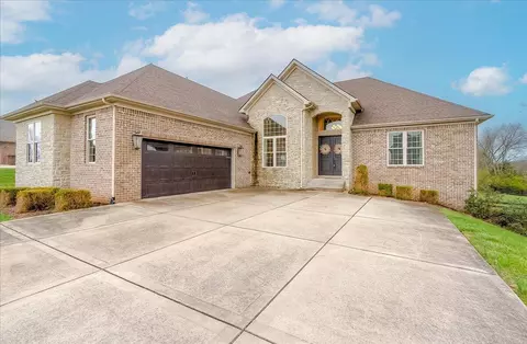 119 Tara Ln, Wilmore, KY 40390