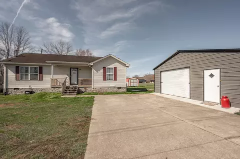 483 Adams Ridge Rd, Clay City, KY 40312