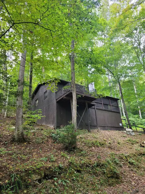 1875 Clarks Bottom Rd, London, KY 40744