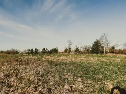 1000 Cordy Ln, Lawrenceburg, KY 40342