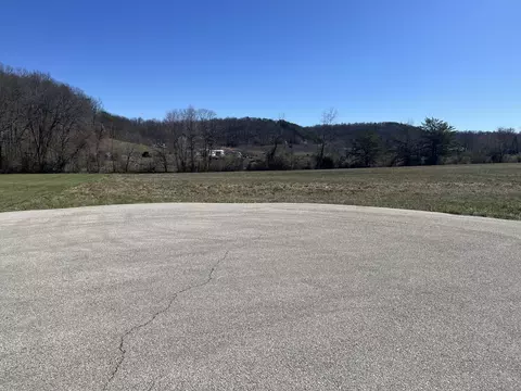 0000022 Brook Dr, Jeffersonville, KY 40337