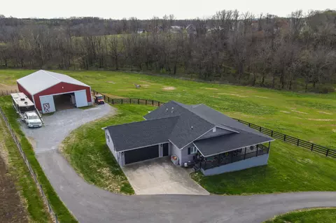 395 Watkins Ave, Stanford, KY 40484