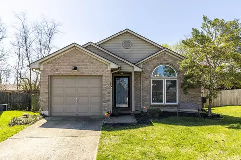 1225 Red Stone Dr, Lexington, KY 40509