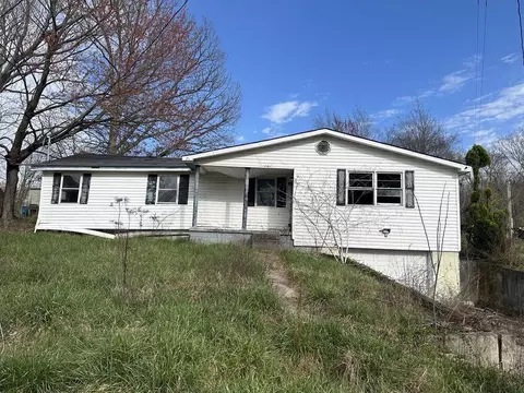 206 Scrubgrass Rd, Danville, KY 40422
