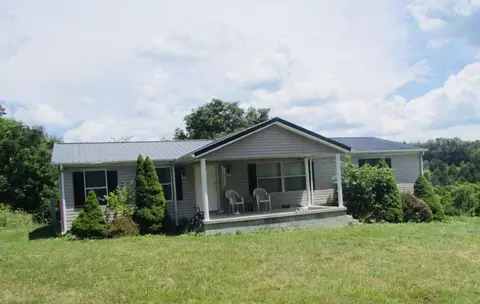 1127 Bee Lick Rd, Mount Olivet, KY 41064