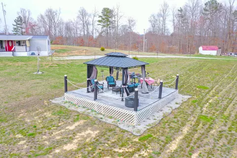 Exterior - 265 Owen Rd, Lily, KY 40740 photo 4 of 4
