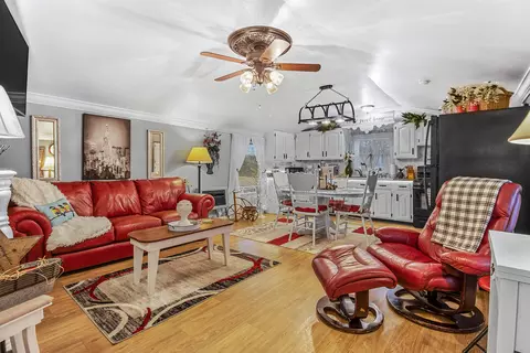 Living - 265 Owen Rd, Lily, KY 40740 photo 1 of 3