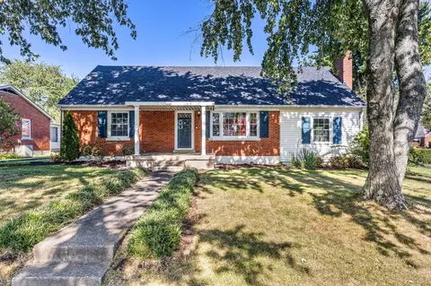 675 Hi Crest Dr, Lexington, KY 40505