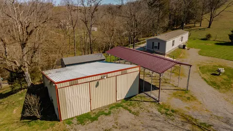 818 Woolen Mill Rd, Jamestown, KY 42629