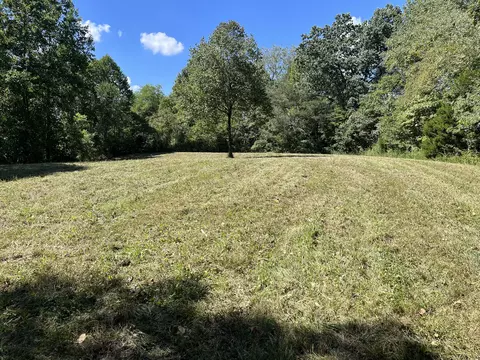 885 Log Lick Rd, Winchester, KY 40391