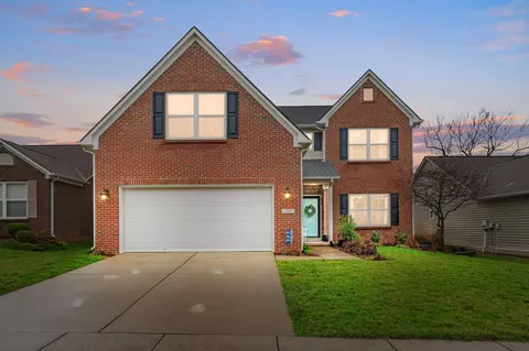 185 Acorn Falls Dr, Lexington, KY 40509