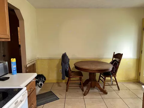 Dining - 623 Bybee Rd, Waco, KY 40385 photo 1 of 1