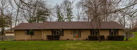 1062 E Secretariat Dr, Danville, KY 40422