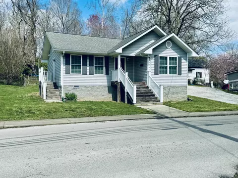 1006 S 2nd St, Williamsburg, KY 40769