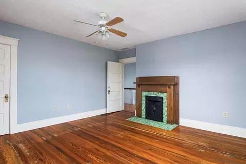Living - 205 Chambers Ave, Georgetown, KY 40324 photo 5 of 5