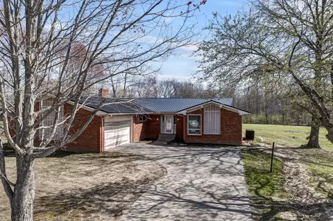 80 Hillside View Ln, Morehead, KY 40351