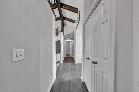 Entry Way - 80 Hillside View Ln, Morehead, KY 40351 photo 2 of 3