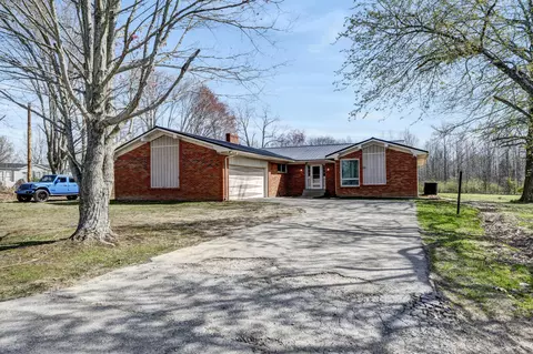 Exterior - 80 Hillside View Ln, Morehead, KY 40351 photo 3 of 12