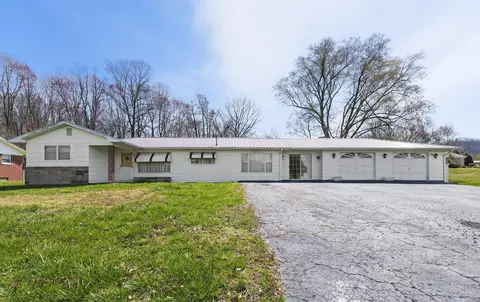 3694 Ky 8, Vanceburg, KY 41179