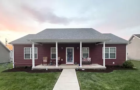 1616 Hannah Dr, Lawrenceburg, KY 40342