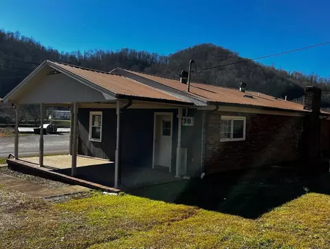 Exterior - 1523 Ky 718, Walker, KY 40997 photo 3 of 4