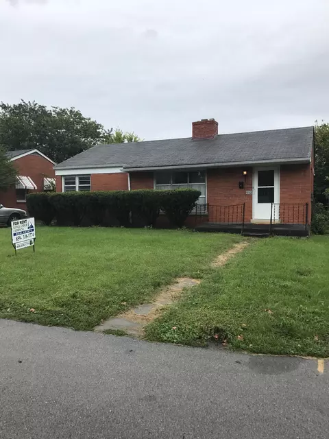 542 Haskins Dr, Lexington, KY 40508