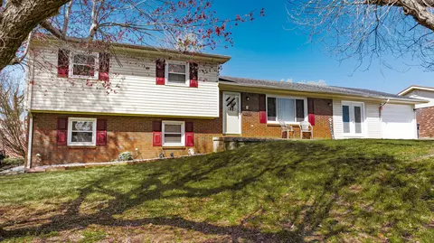 207 Apache Trl, Somerset, KY 42501 photo 1