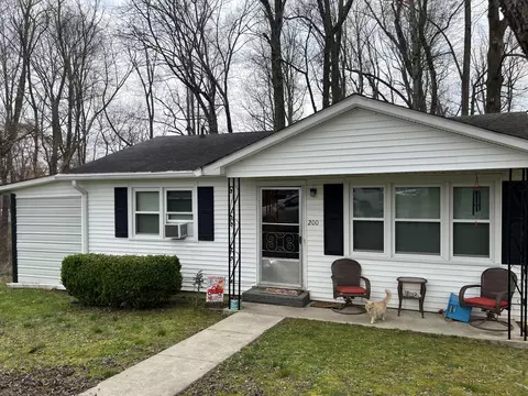 200 Luda St, Russell Springs, KY 42642