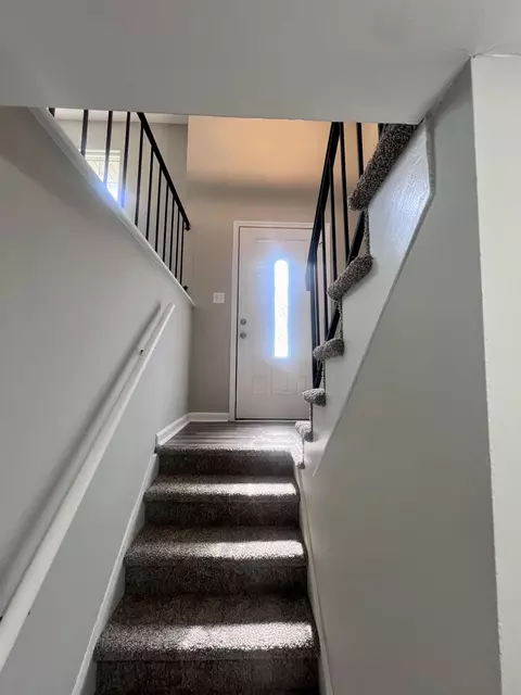Entry Way - 305 Maple St, Corbin, KY 40701 photo 2 of 2