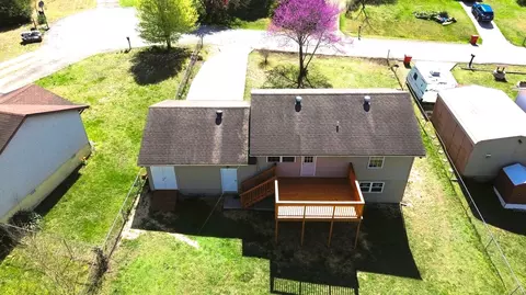 Exterior - 305 Maple St, Corbin, KY 40701 photo 5 of 8