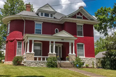 504 Beaumont Ave, Harrodsburg, KY 40330