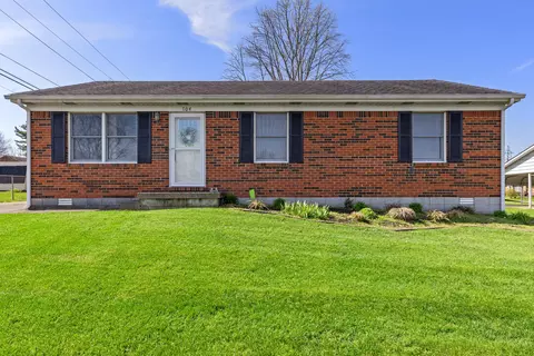 704 Hickory Hill Dr, Nicholasville, KY 40356