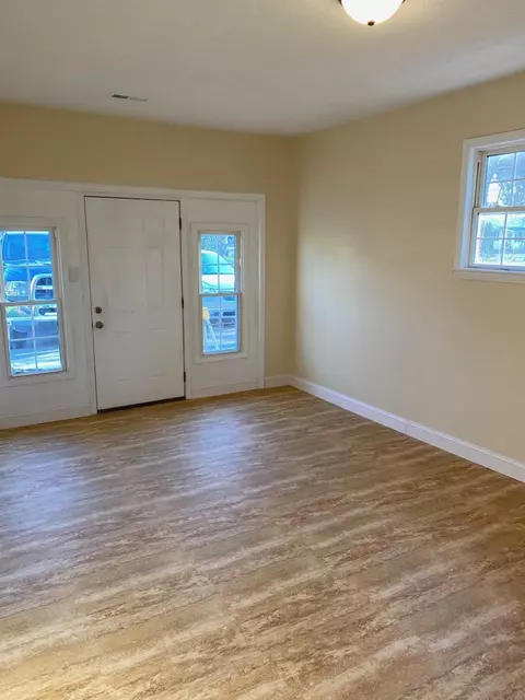 162 E Railroad St, Stanton, KY 40380 photo 4