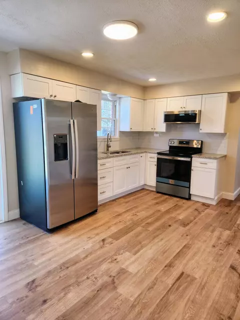 162 E Railroad St, Stanton, KY 40380 photo 7