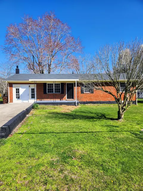 162 E Railroad St, Stanton, KY 40380 photo 3