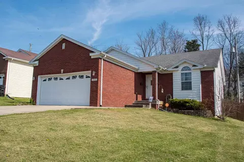 103 Turnberry Dr, Frankfort, KY 40601