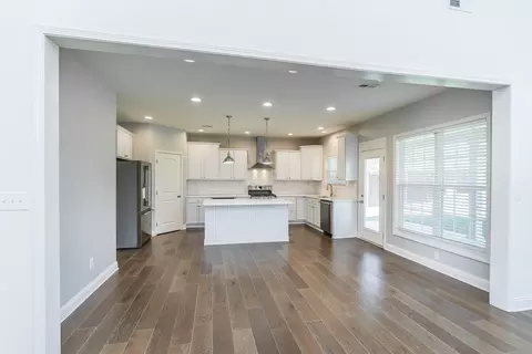 Kitchen - 123 Waterside Dr, Georgetown, KY 40324 photo 1 of 5