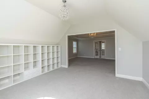 Exterior - 123 Waterside Dr, Georgetown, KY 40324 photo 5 of 9