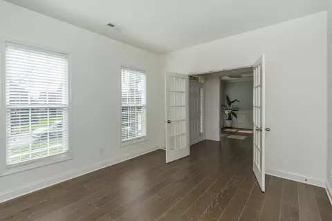 Entry Way - 123 Waterside Dr, Georgetown, KY 40324 photo 3 of 4