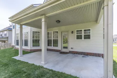 Exterior - 123 Waterside Dr, Georgetown, KY 40324 photo 7 of 9