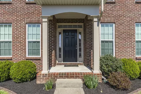 Exterior - 123 Waterside Dr, Georgetown, KY 40324 photo 3 of 9