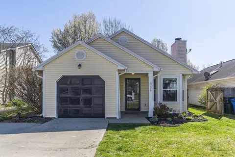 4228 Kensington Garden Ct, Lexington, KY 40514