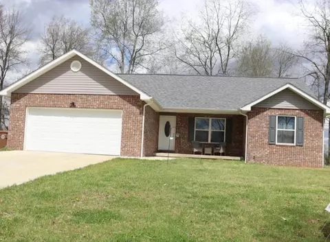 16 Grand Crossing Dr, Somerset, KY 42503