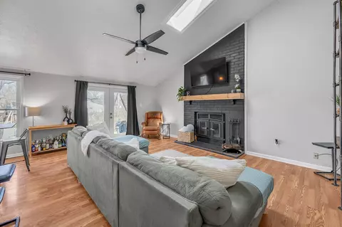 3313 Featherston Dr, Lexington, KY 40515