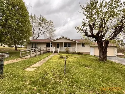 74 E Pittsburg Church Rd, London, KY 40741