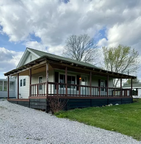 3057 Chestnut Grove Rd, Brodhead, KY 40409